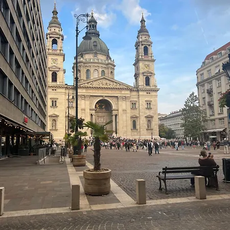 Cathedral Premier بودابست